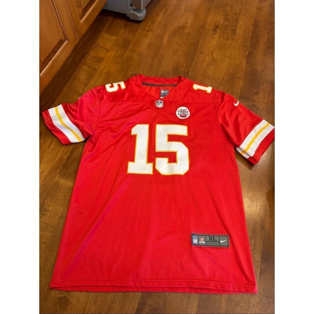 Nike Kansas City Chiefs Patrick Mahomes #15 NFL Jersey Mens XL Stitched Red AFL